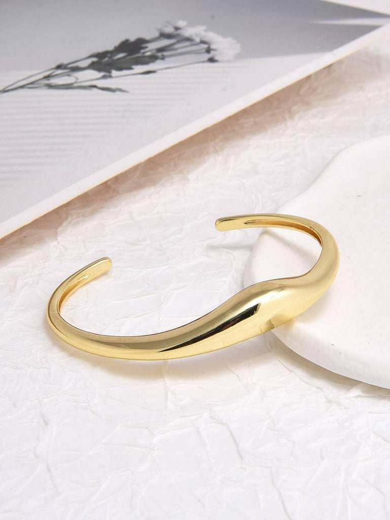 Brazalete Minimalista de Línea Fluida en Brass con Baño de Oro de 18k-Bracelets-JOYERIA OA XINGYE