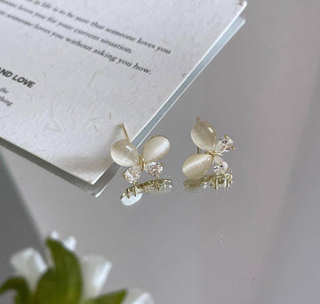 Butterfly earrings in 925 Silver and 18k Gold Plated. Elegance and Delicacy.-Earrings-GULI GULI