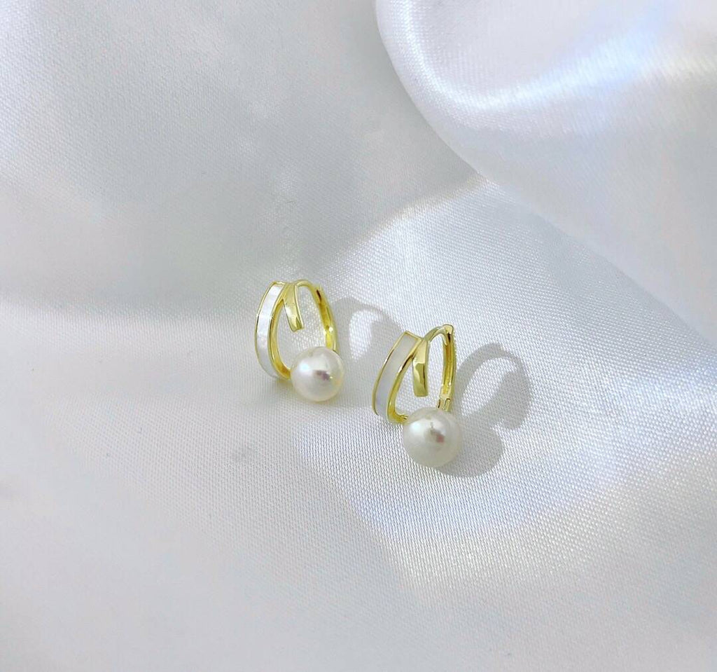 Earrings with Timeless Design with Pearl in 925 Silver and 18k Gold Plated-Earrings-GULI GULI