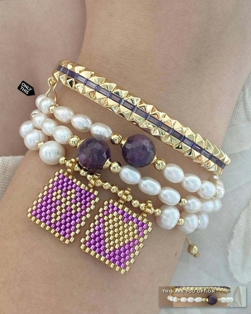 Elastic Bracelet with Cultured Pearls and Sapphire Gemstone-Bracelets-Vila veloni corp