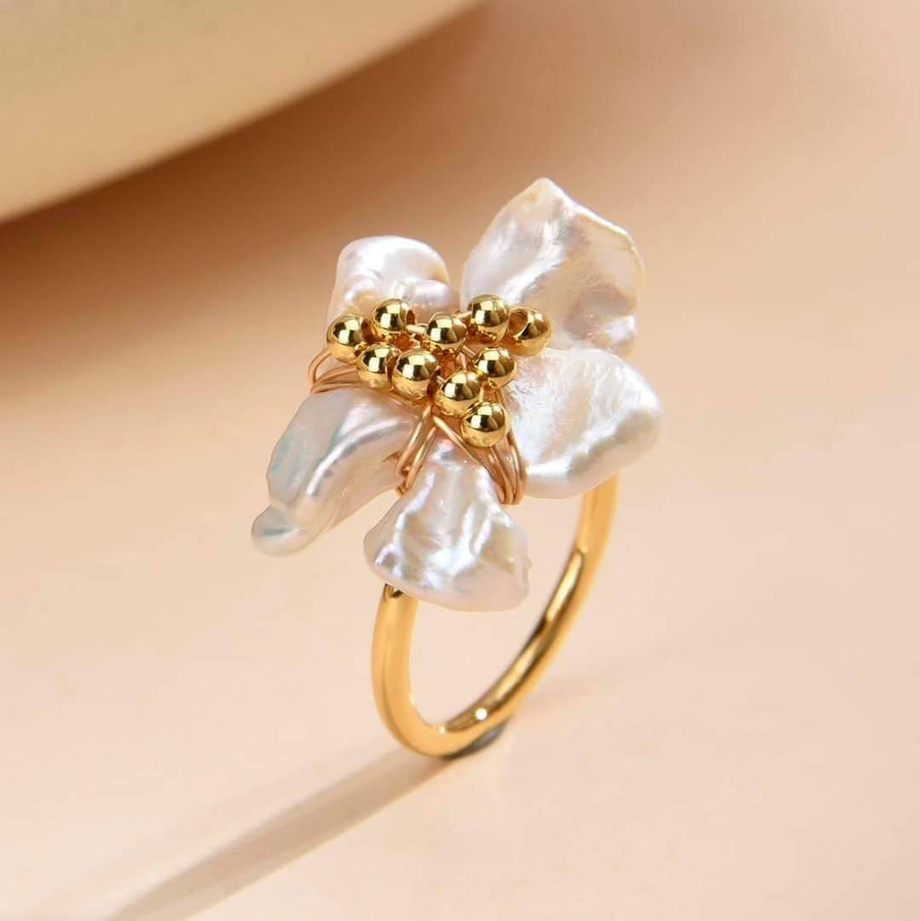 Floral Pearl Ring in Copper with 18k Gold Plating-Rings-Vila veloni corp