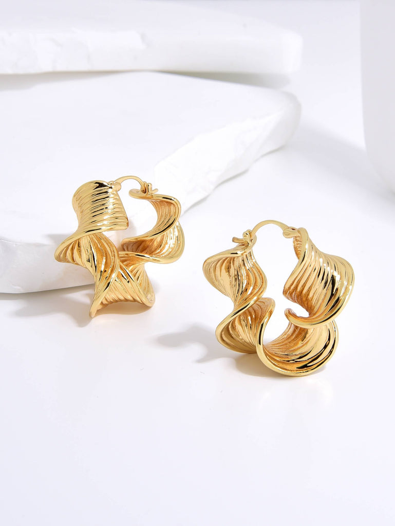 Timeless Design Screwback Earrings in 18k Gold Plated Cooper-Earrings-TINA